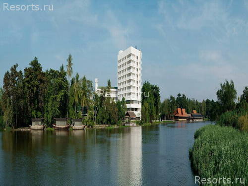 Rose Garden Riverside 